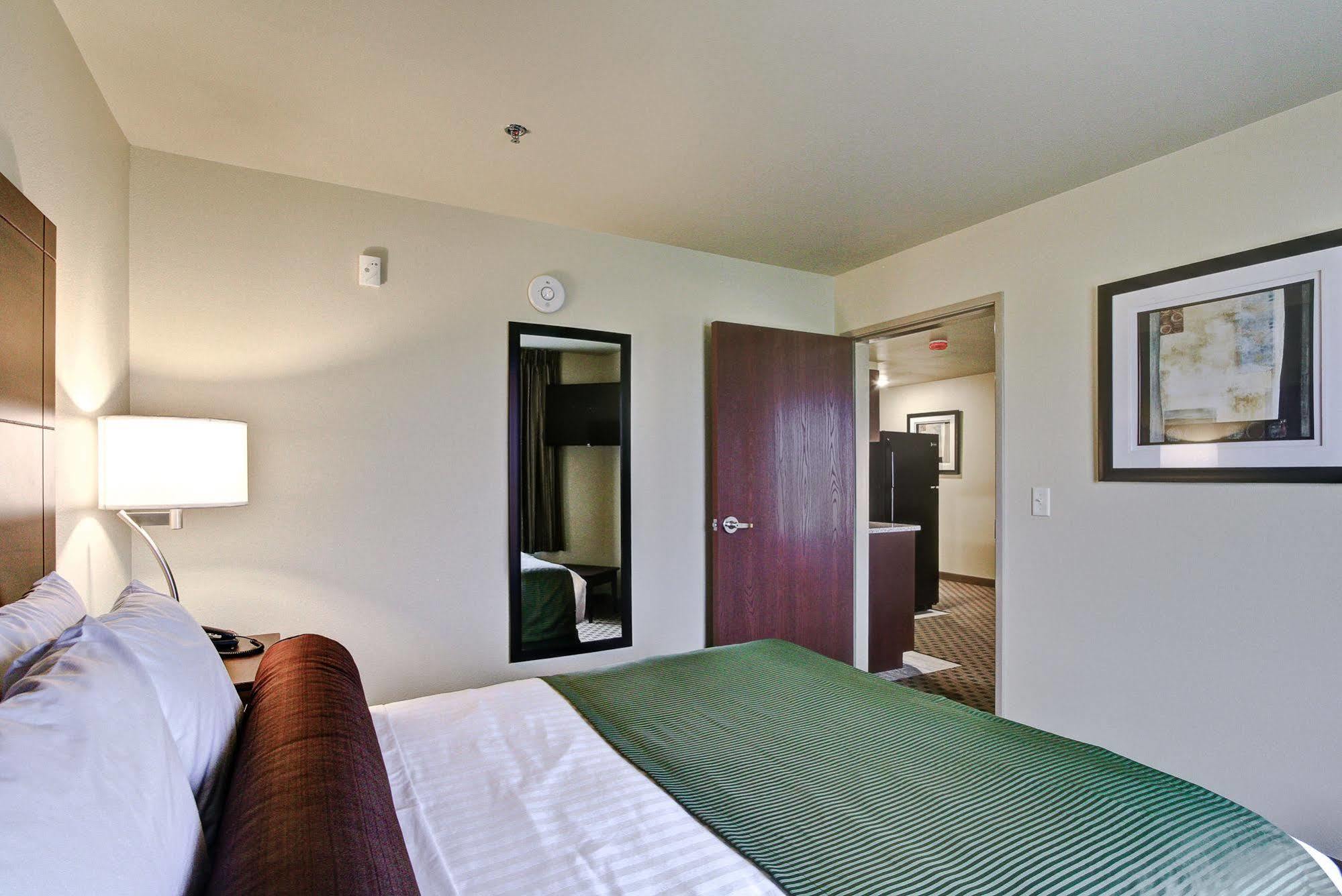 Cobblestone Hotel & Suites Pulaski/Green Bay Exteriér fotografie