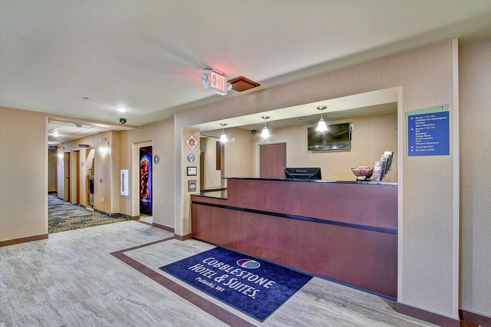 Cobblestone Hotel & Suites Pulaski/Green Bay Exteriér fotografie