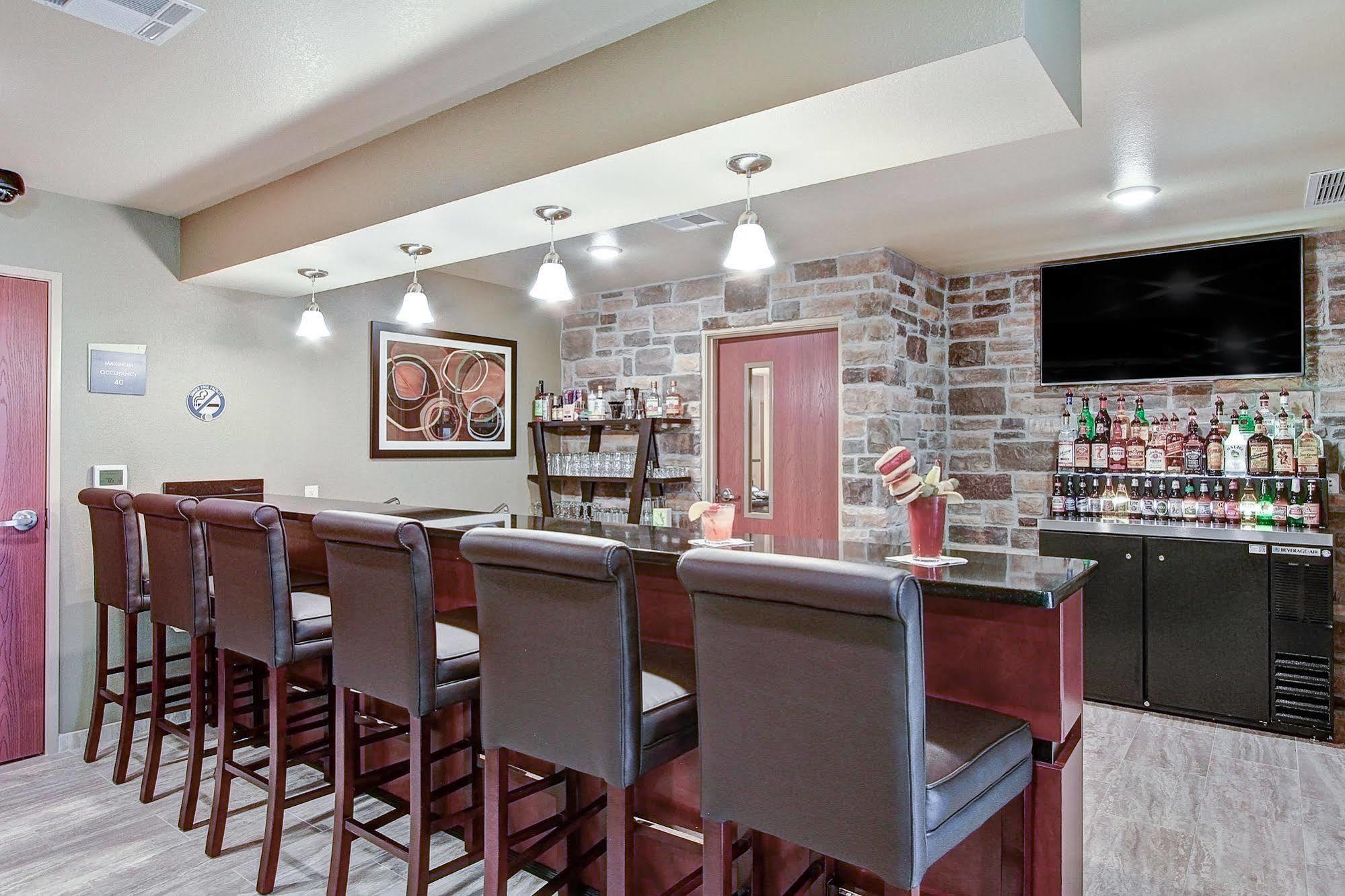 Cobblestone Hotel & Suites Pulaski/Green Bay Exteriér fotografie