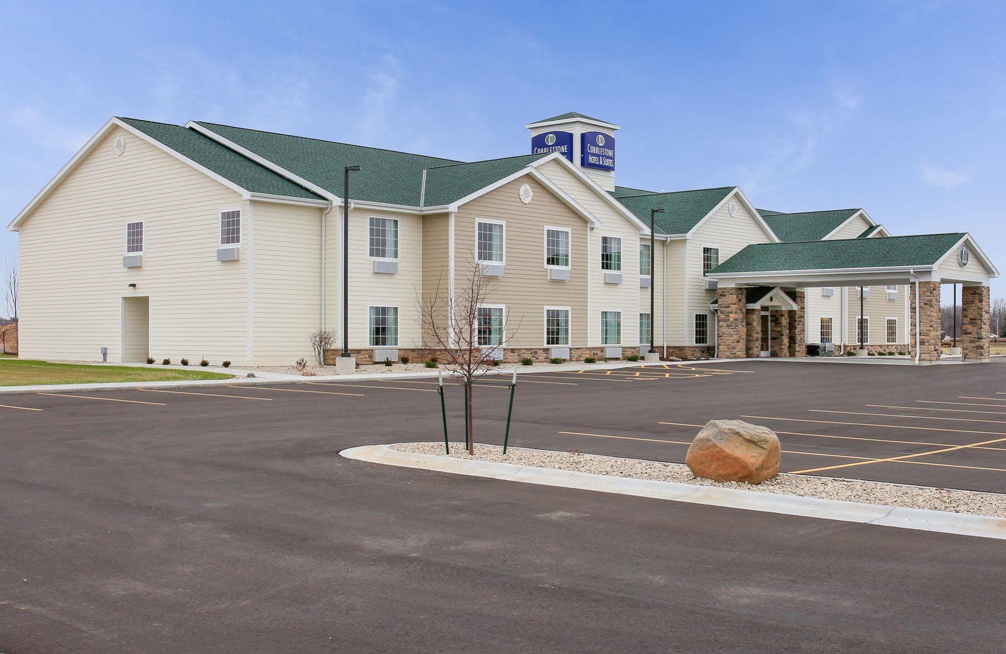 Cobblestone Hotel & Suites Pulaski/Green Bay Exteriér fotografie